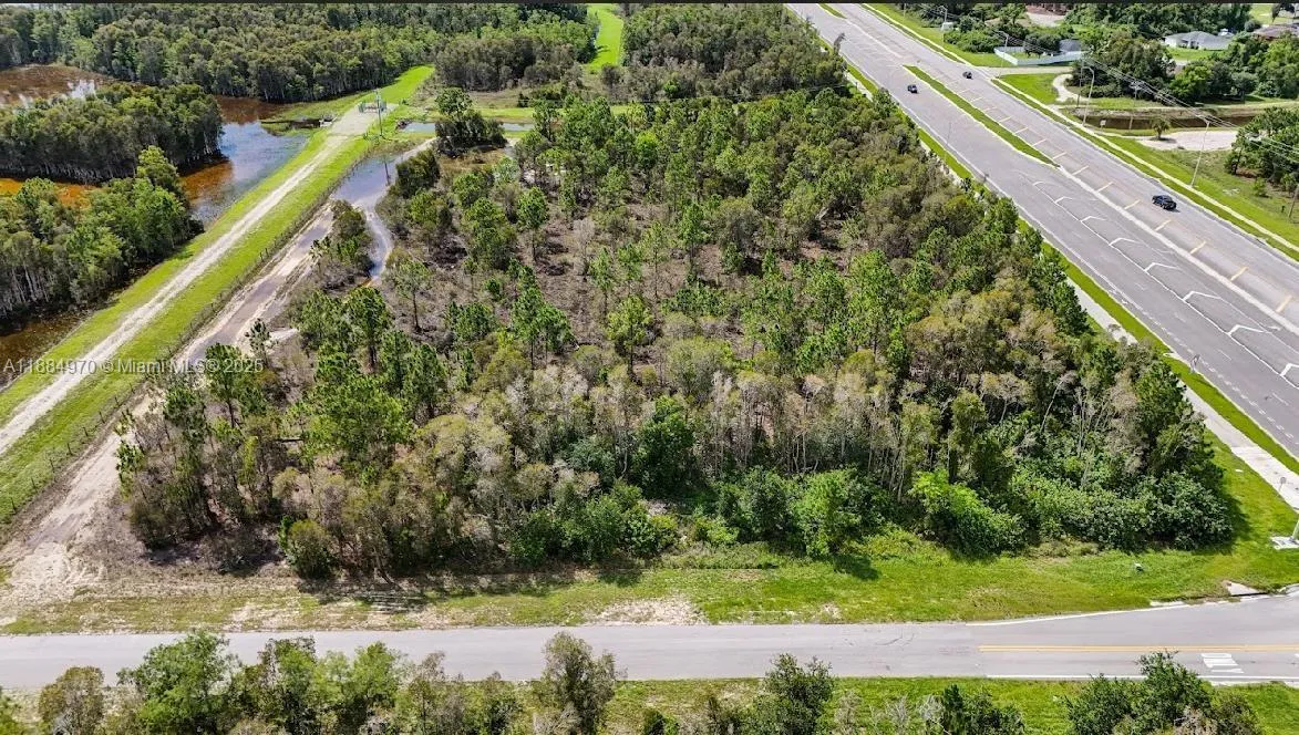 810 Fabian Cir, Fort Myers FL 33913