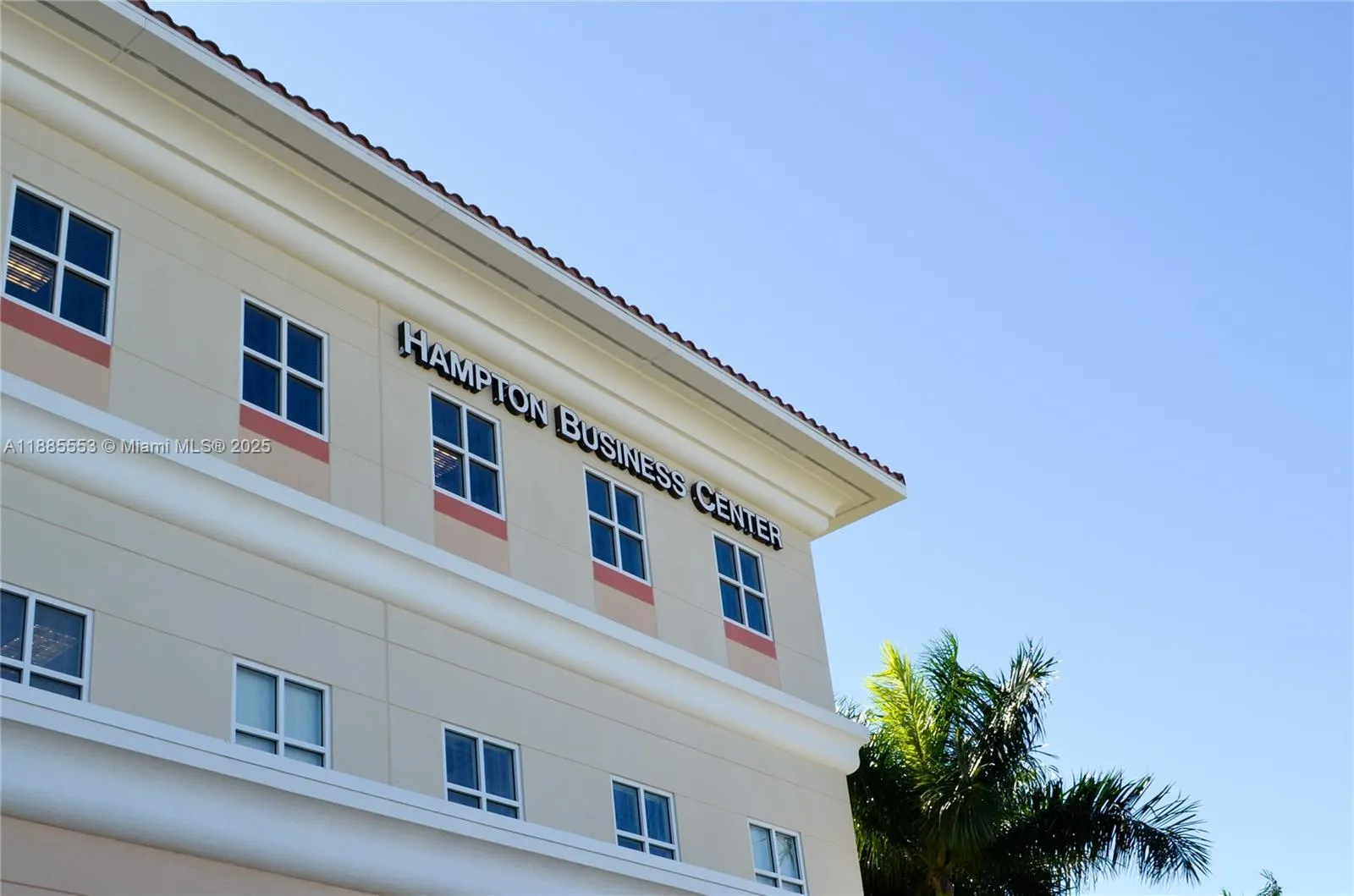 15800 Pines Blvd # 327, Pembroke Pines FL 33027