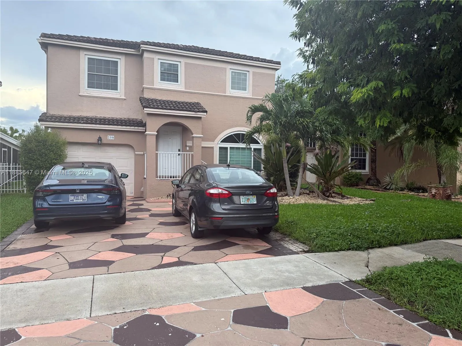 250 NW 151st Ave, Pembroke Pines FL 33028