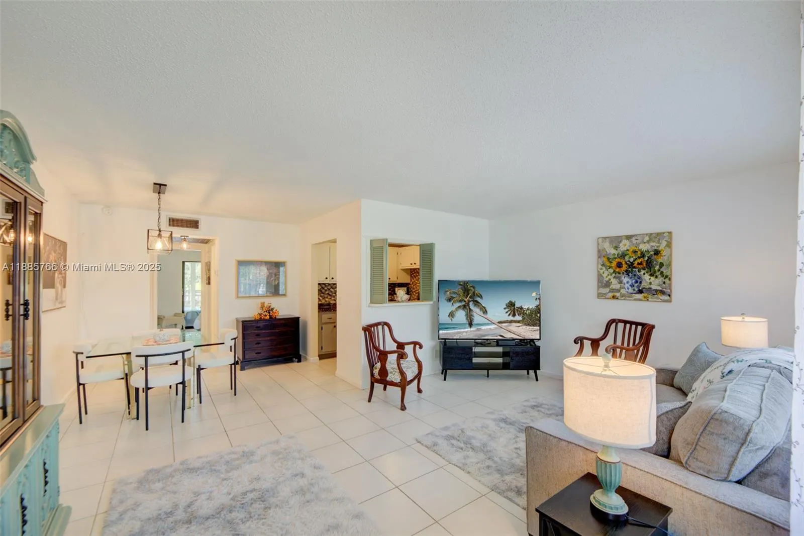 1 bedroom 1 bath for sale at 2031 Durham B # 2031, Deerfield Beach FL 33442