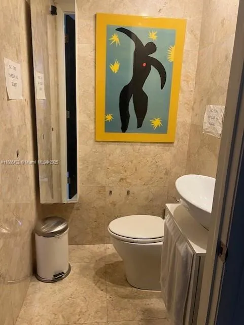 10570 NW 27th St, Doral FL 33172