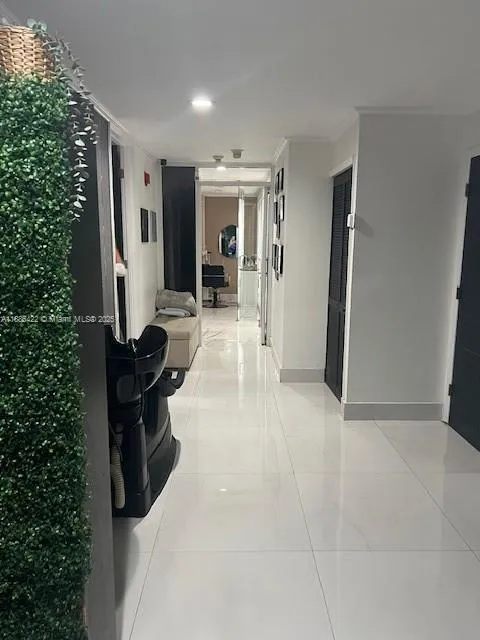 10570 NW 27th St, Doral FL 33172