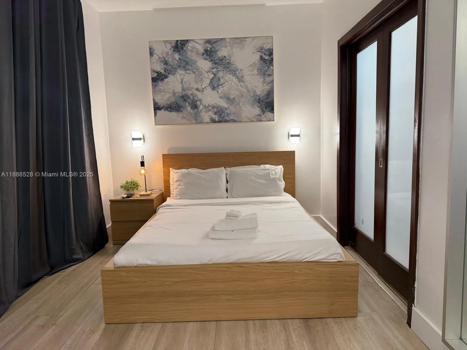 1036 Ocean Dr # B303, Miami Beach FL 33139