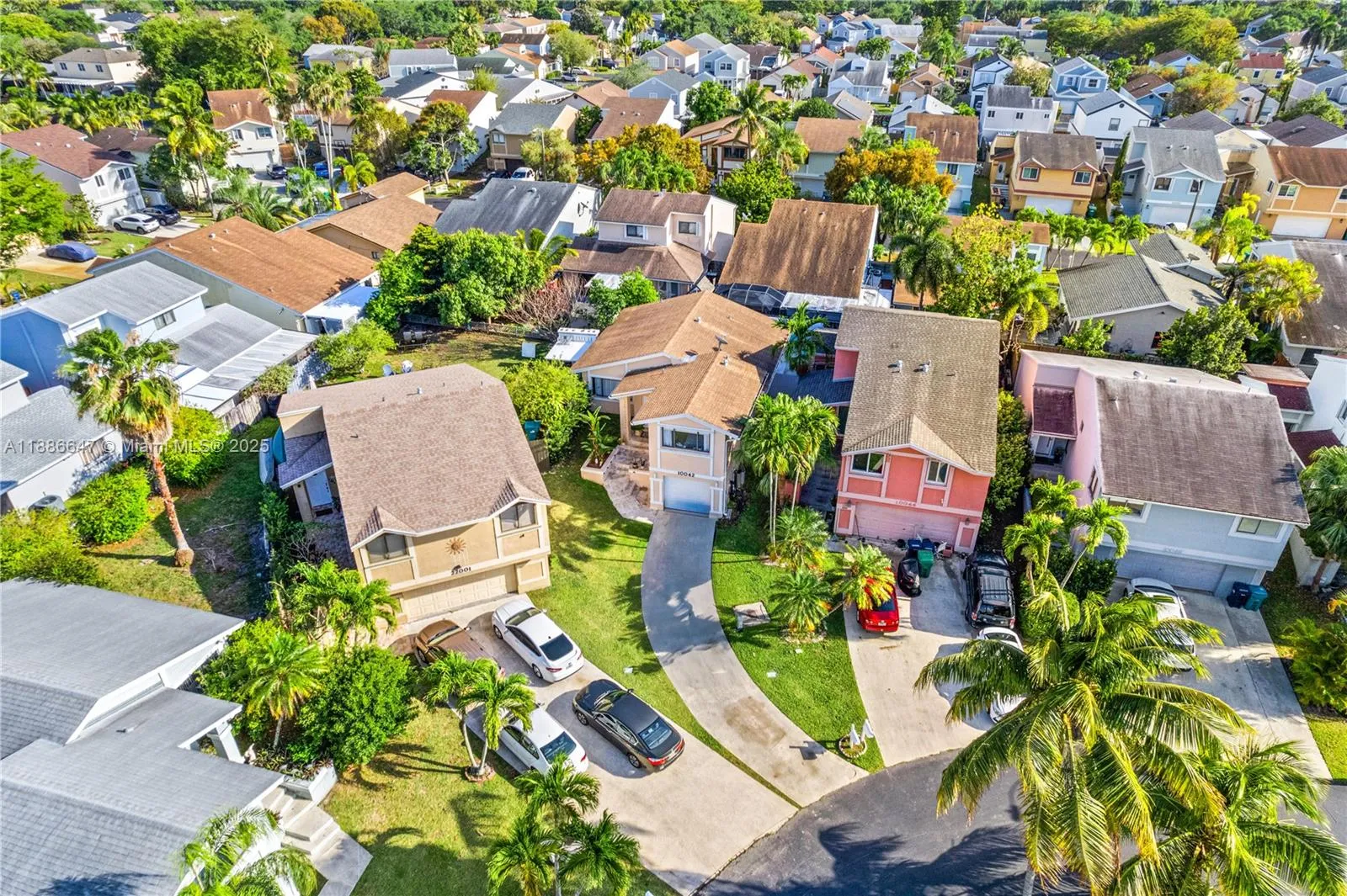 2 bedroom 2 bath for sale at 10042 SW 220th St, Cutler Bay FL 33190