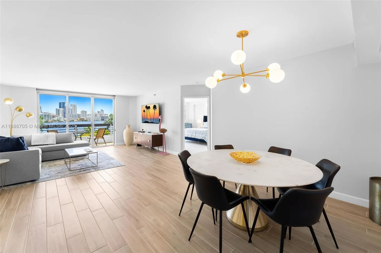 3600 Mystic Pointe Dr, Aventura FL 33180