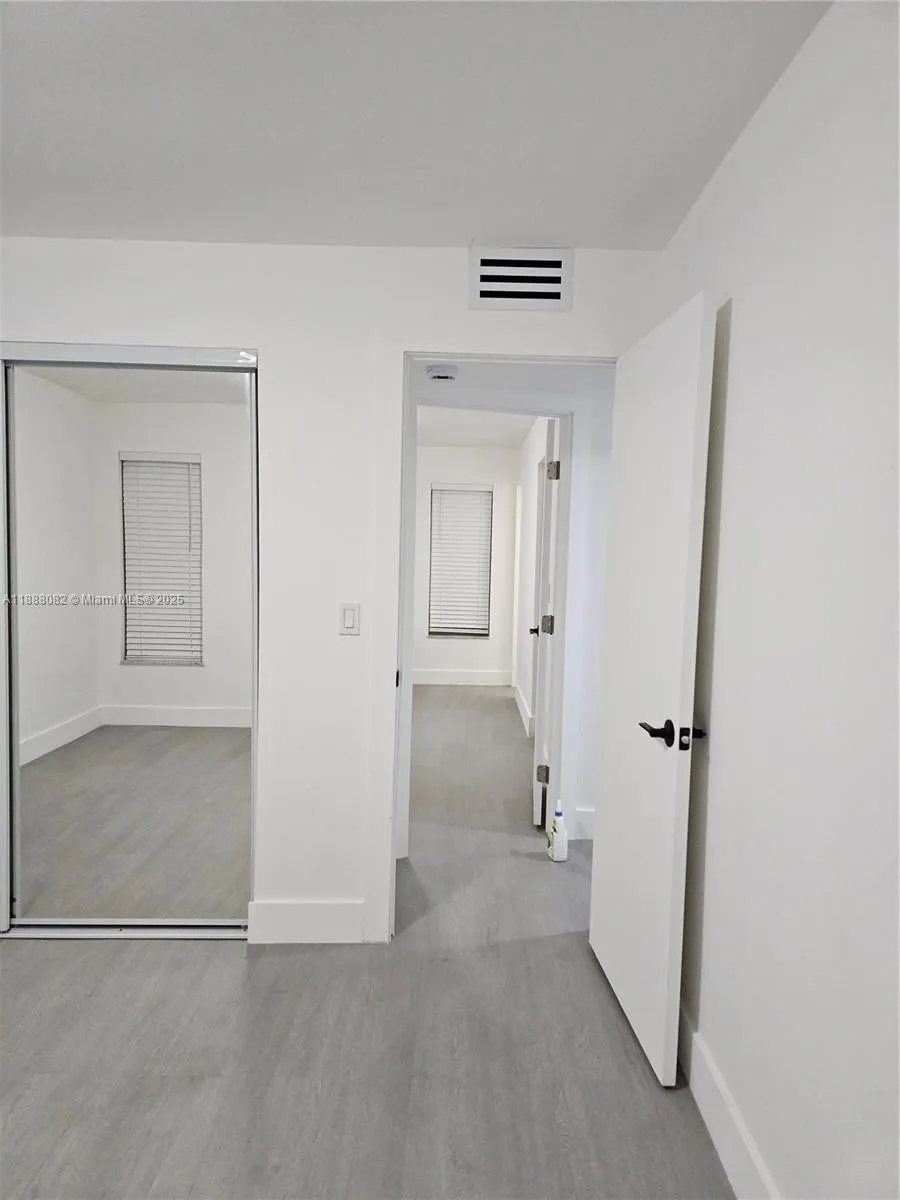 2800 NW 56th Ave # B101, Lauderhill FL 33313