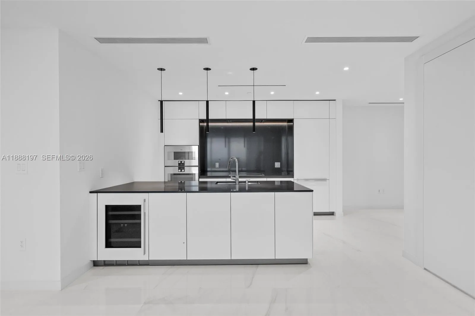 300 Biscayne Blvd Way # 1103, Miami FL 33131