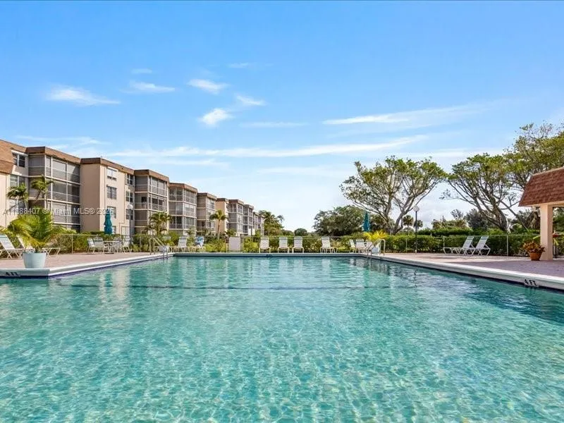 2 bedroom 2 bath for sale at 6200 NW 2nd Ave # 418, Boca Raton FL 33487