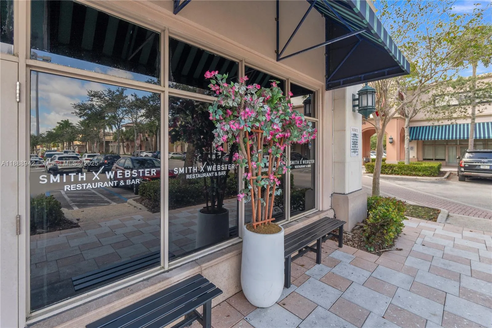 TURN-KEY RESTAURANT N STATE ROAD 7, Coral Springs FL 33073