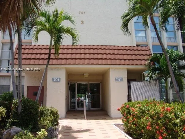 701 Three Islands Blvd # 510, Hallandale Beach FL 33009