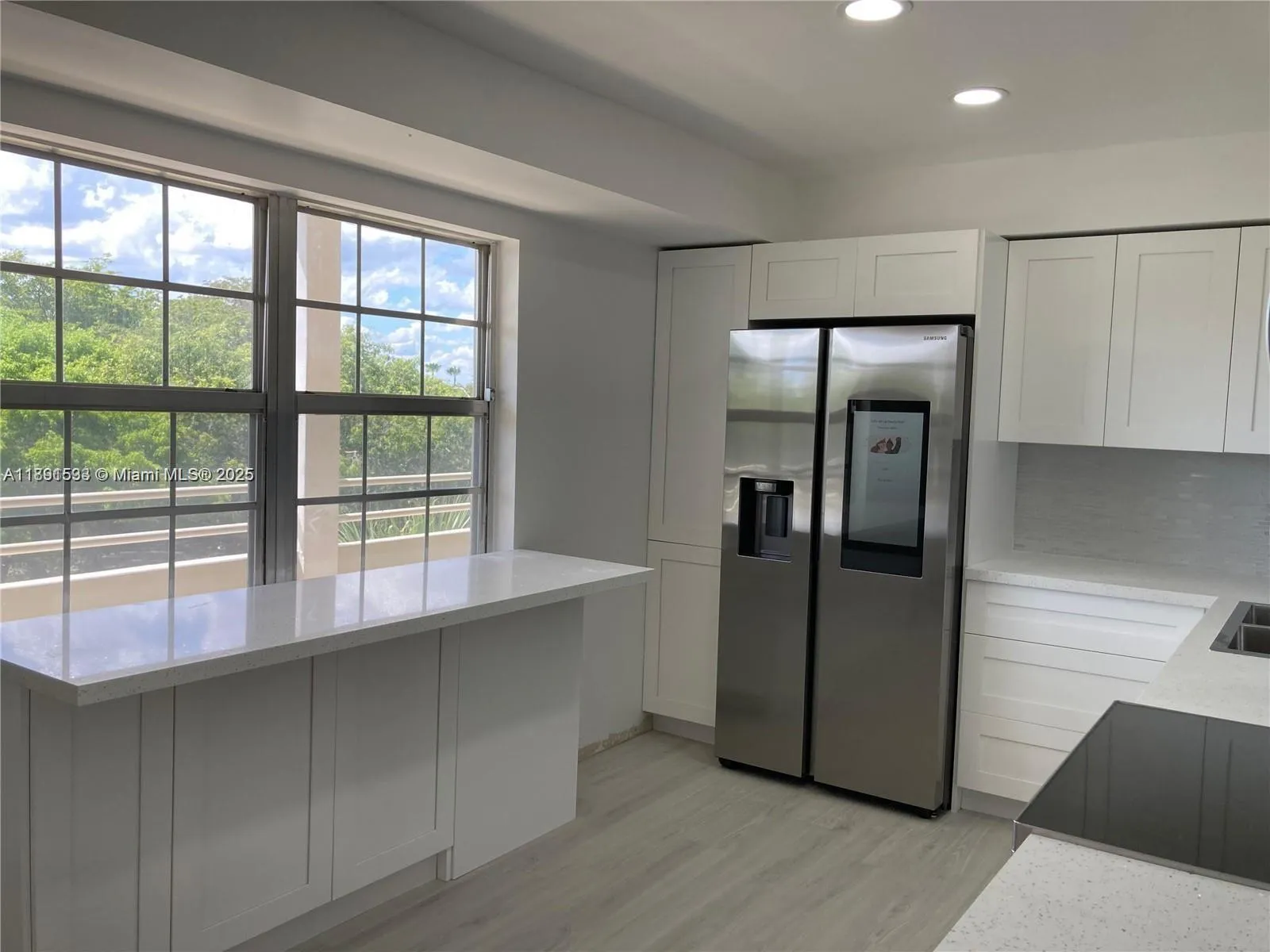 3 bedroom 2 bath for sale at 804 Cypress Blvd # 407, Pompano Beach FL 33069