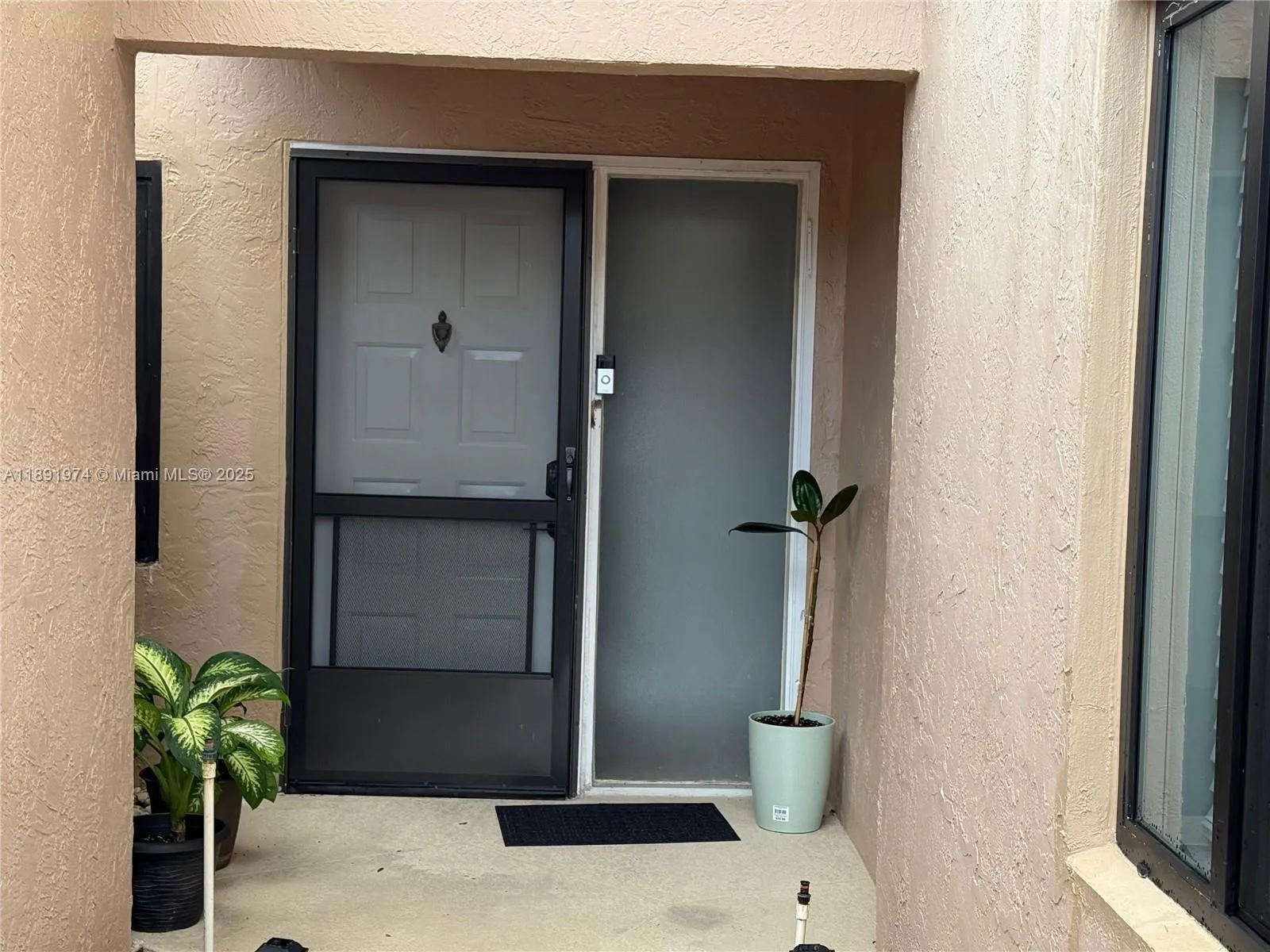 8204 Summerbreeze Ln, Boca Raton FL 33496