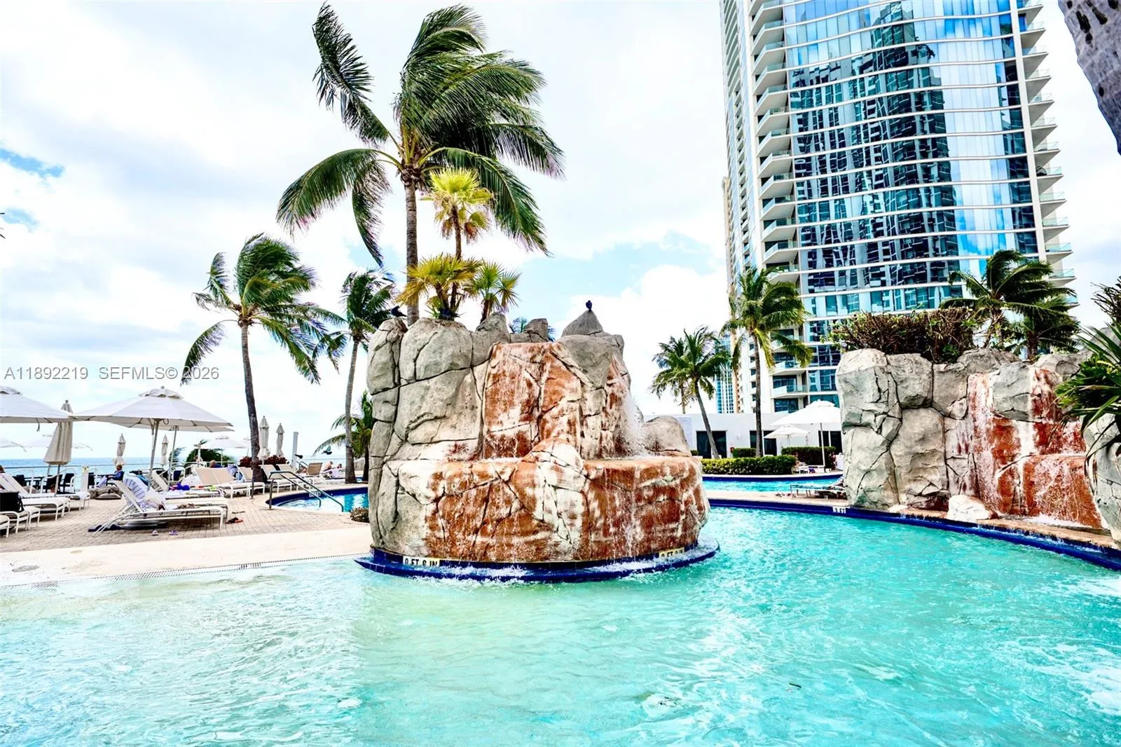 18001 SE Collins Ave # 2111, Sunny Isles Beach FL 33160