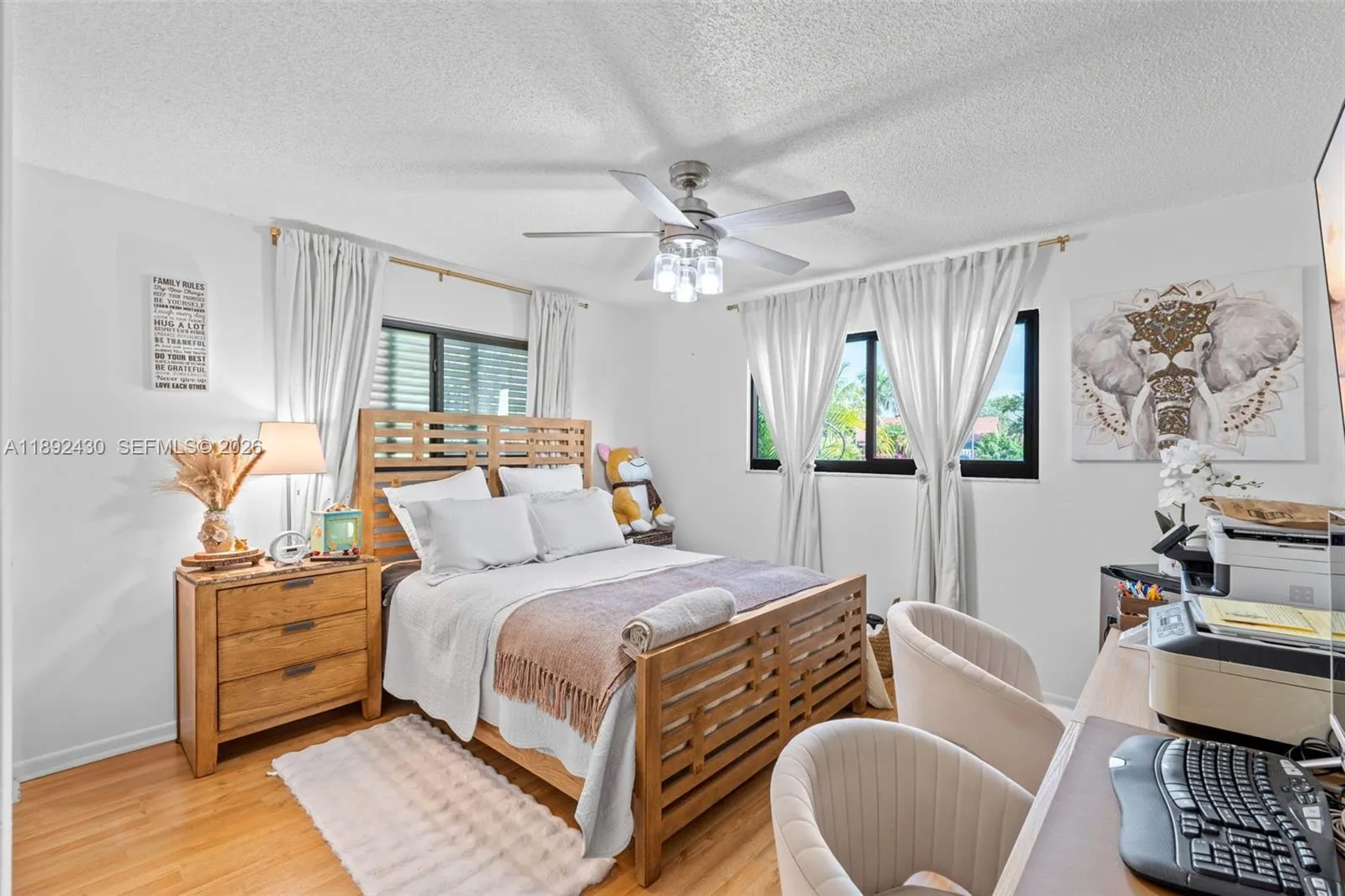 2 Flint Way, Boynton Beach FL 33426