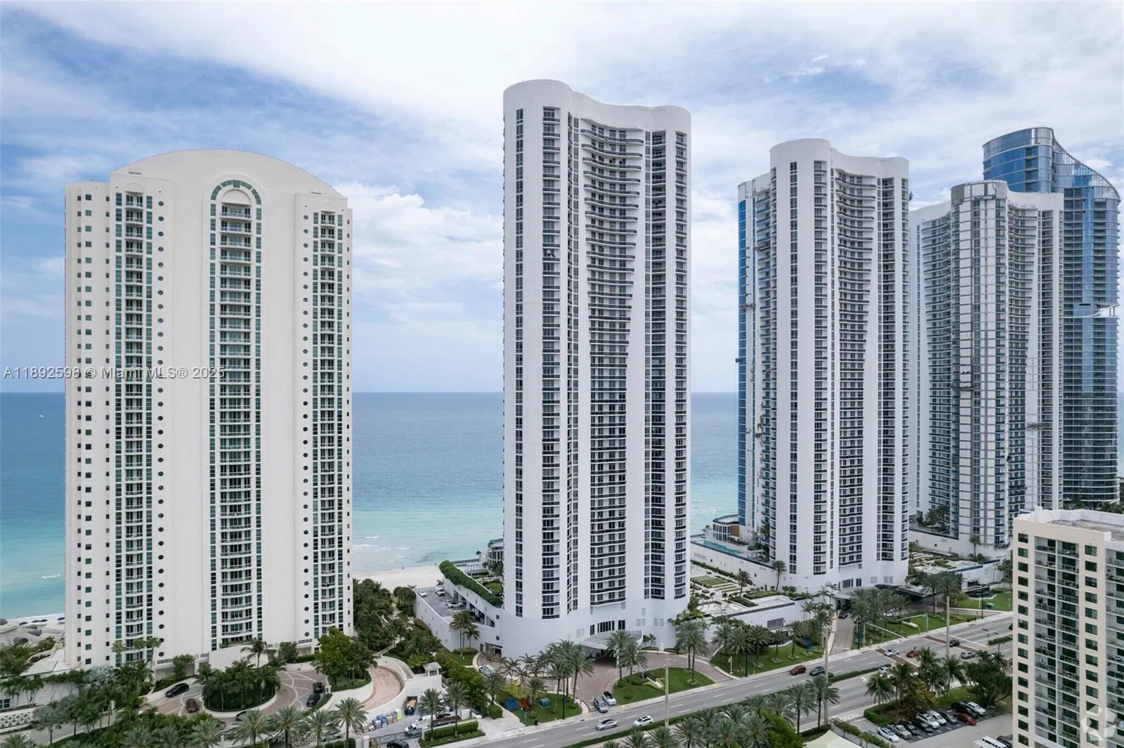 2 bedroom 2 bath for sale at 16001 Collins Ave # 3705, Sunny Isles Beach FL 33160