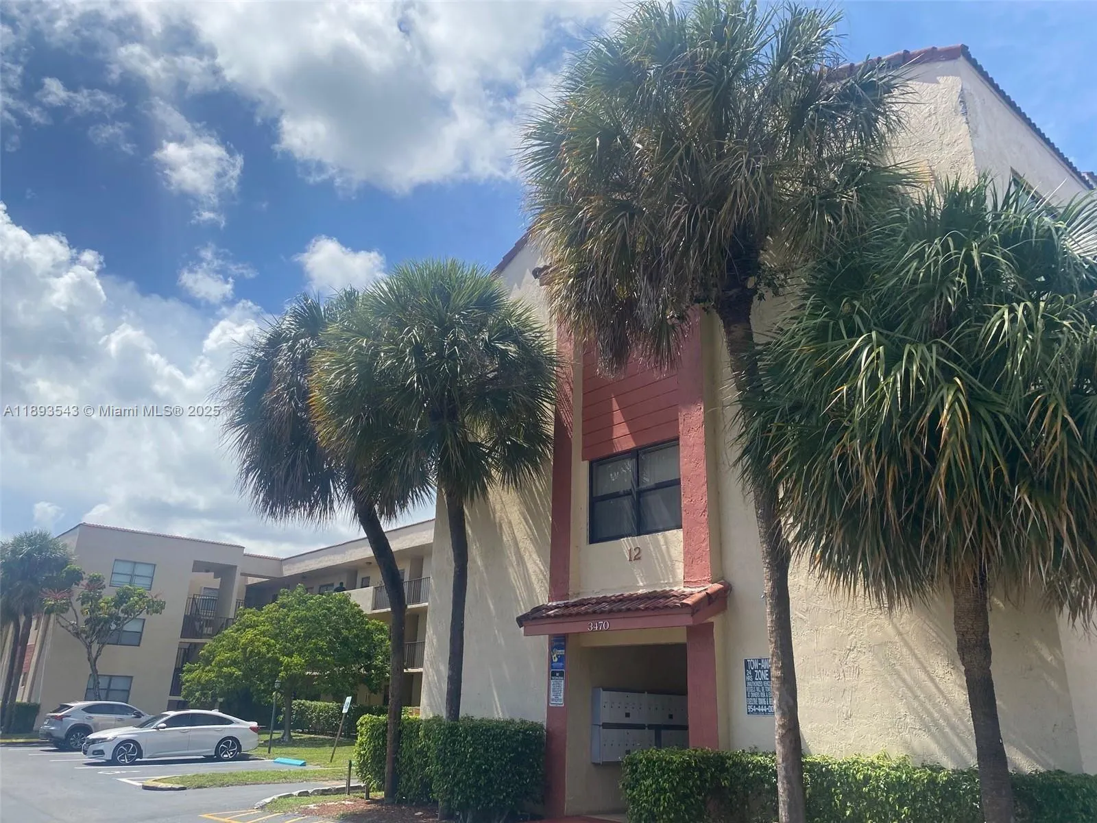 2 bedroom 2 bath for sale at 3470 Foxcroft Rd # 307, Miramar FL 33025