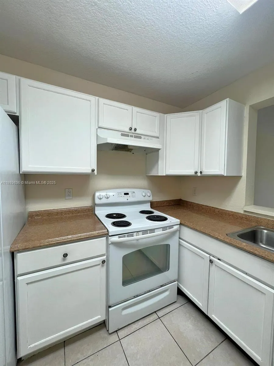 8740 N Sherman Cir # 308, Miramar FL 33025