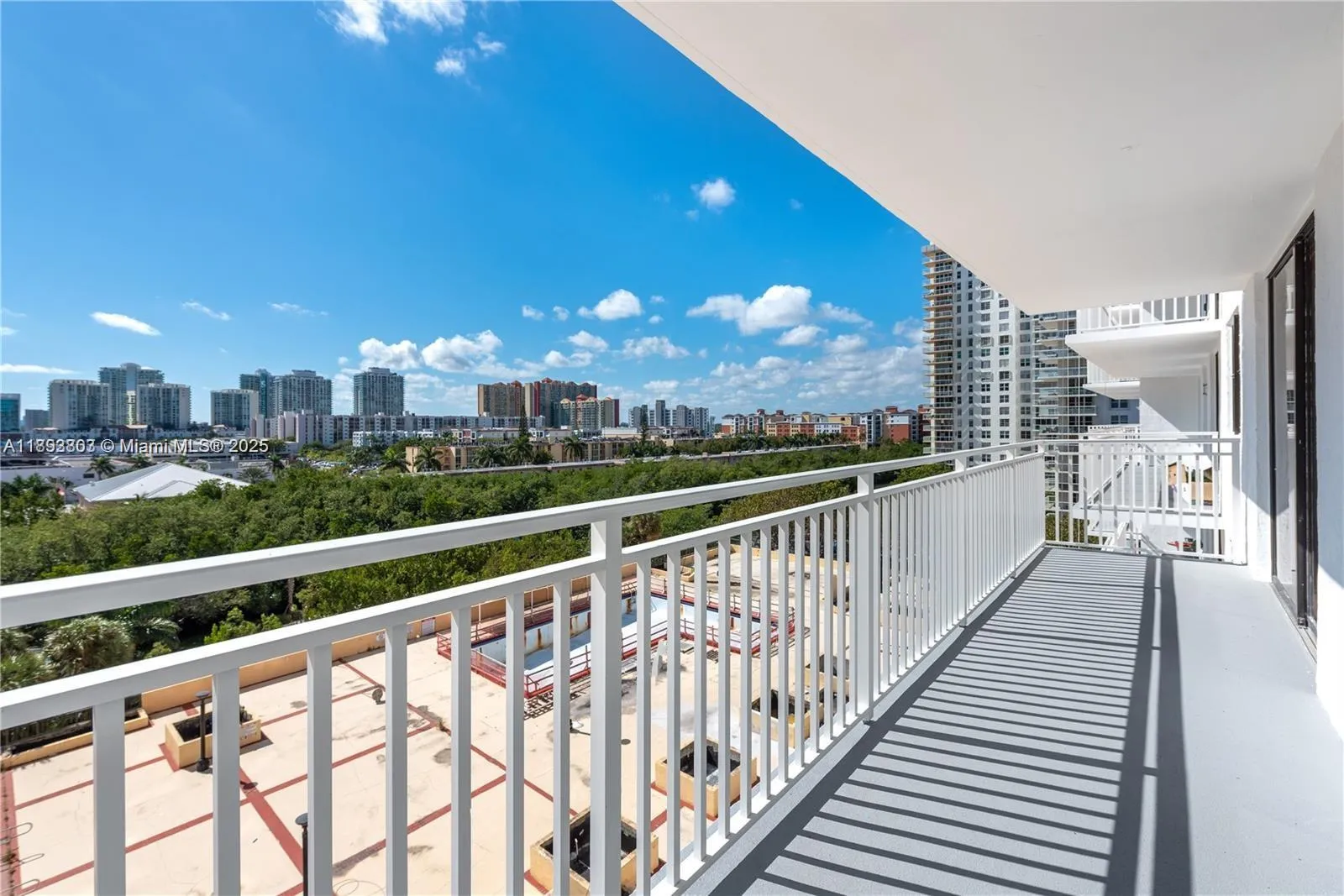 210 174th St # 807, Sunny Isles Beach FL 33160