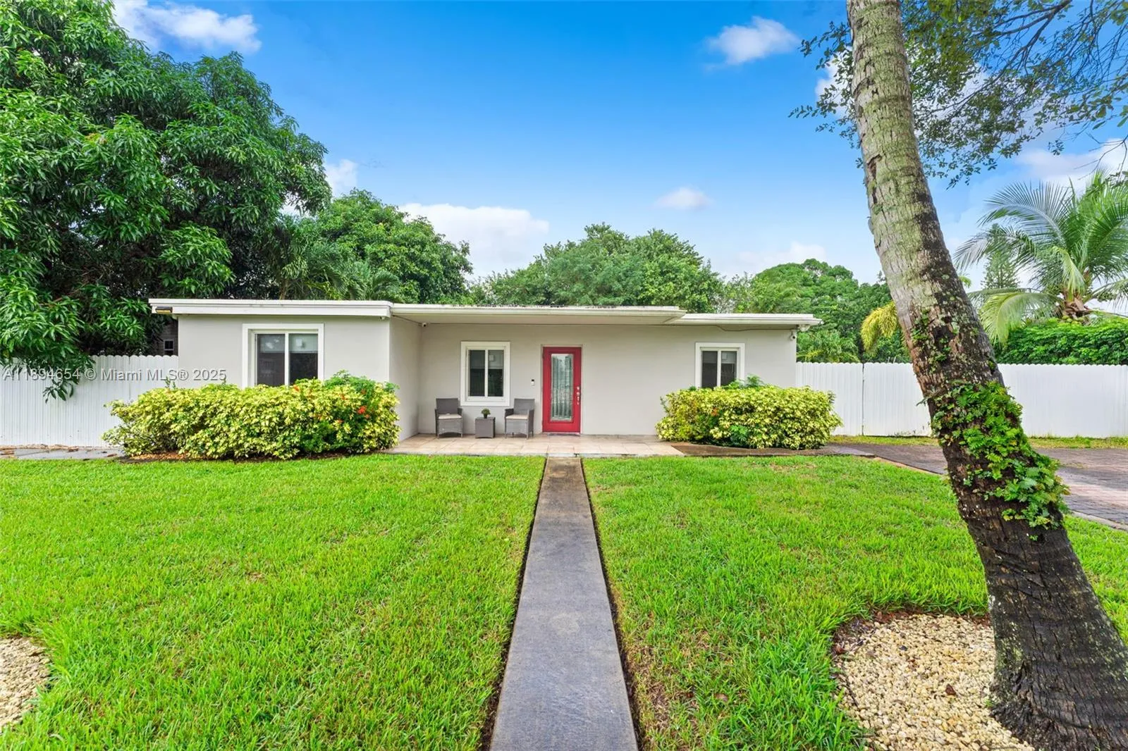 3 bedroom 2 bath for sale at 16315 NW 24th Ave, Miami Gardens FL 33054