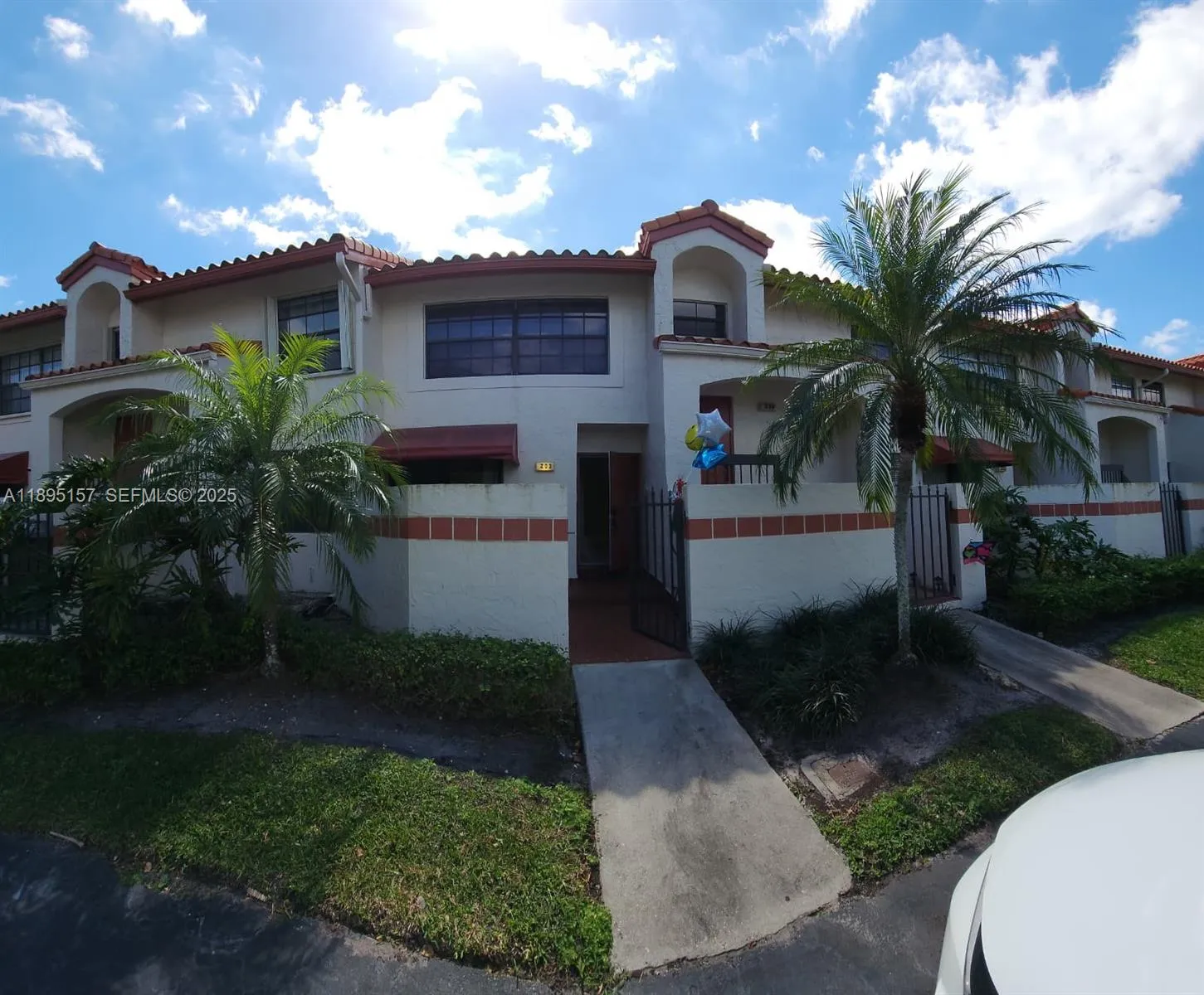 2 bedroom 2 bath for sale at 203 Liberty Ct, Deerfield Beach FL 33442