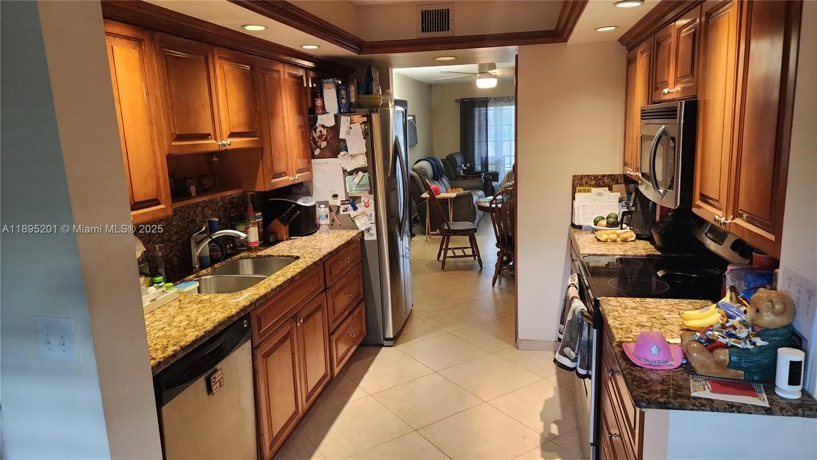 2 bedroom 2 bath for sale at 12500 SW 5th Ct # 105M, Pembroke Pines FL 33027