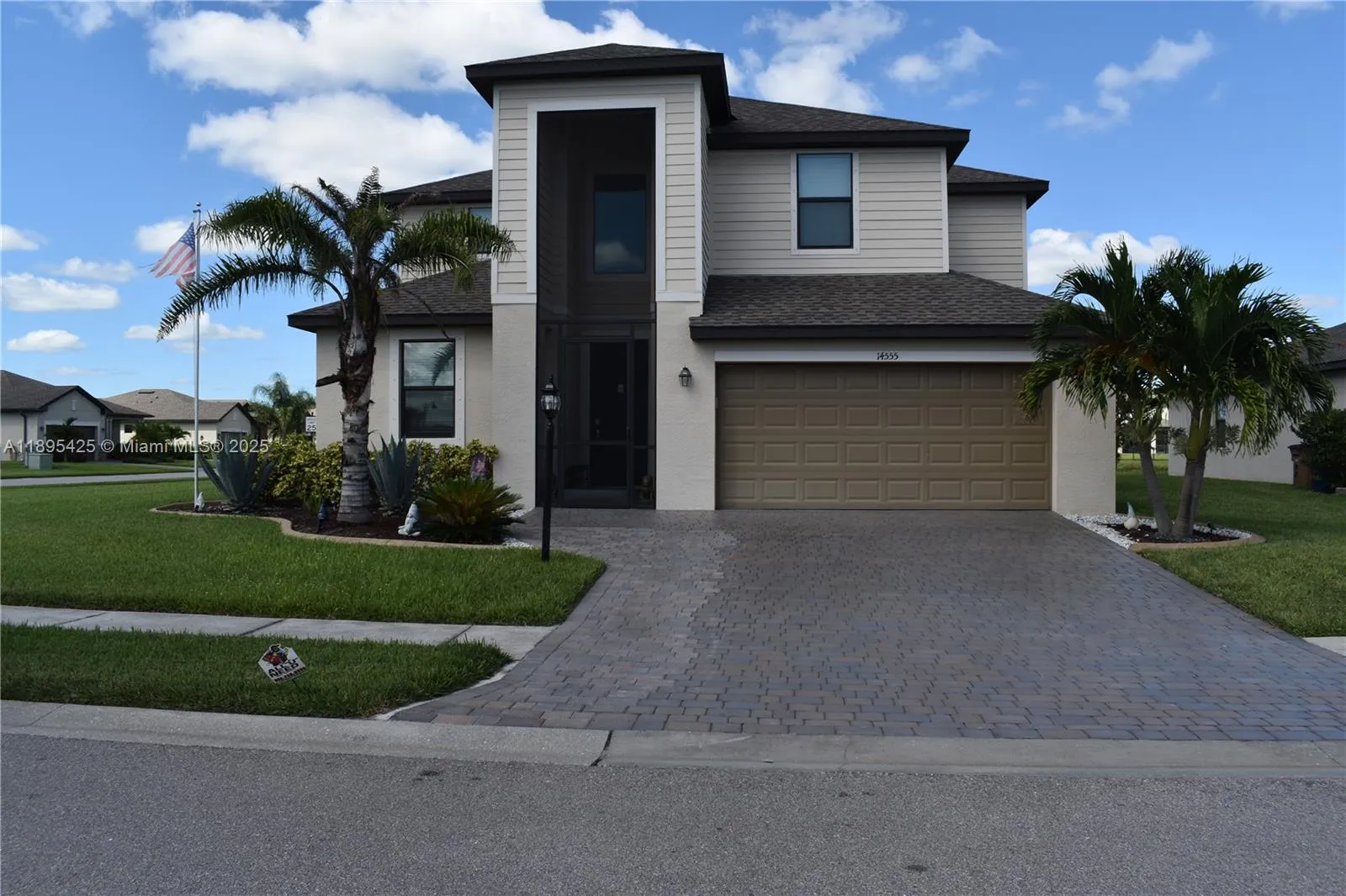 5 bedroom 3 bath for sale at 14555 MONROVIA LN, Fort Myers FL 33905