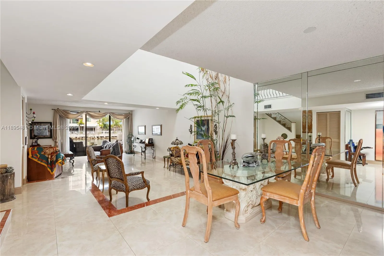 214 Poinciana Dr # 204, Sunny Isles Beach FL 33160