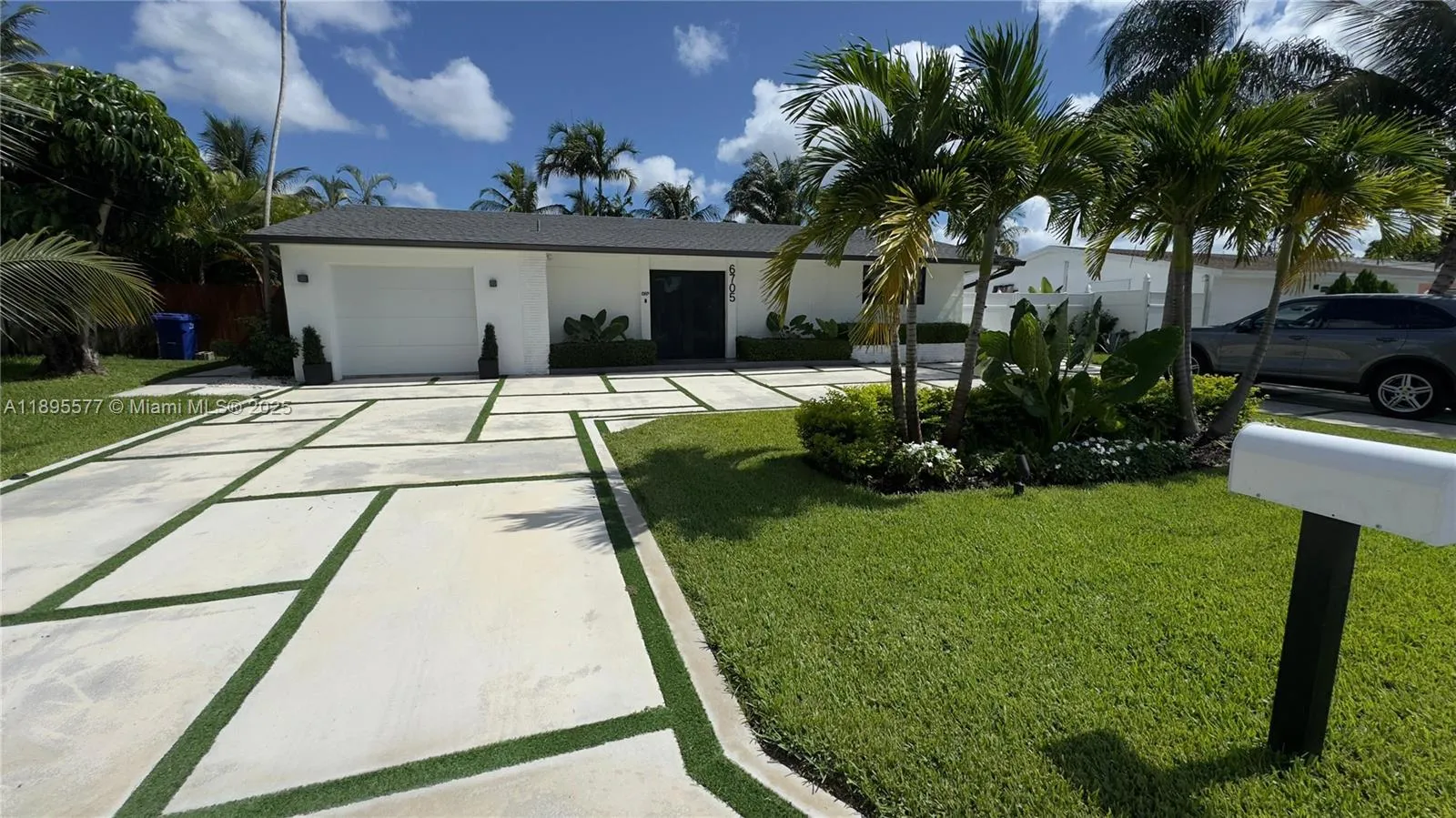 6705 Ficus Dr, Miramar FL 33023