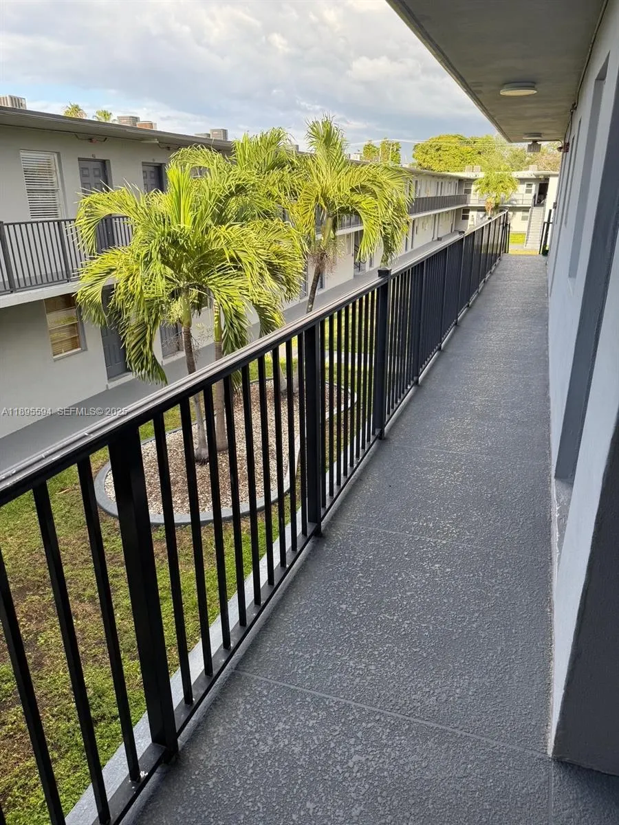 4250 SW 67th Ave # 48, Miami FL 33155