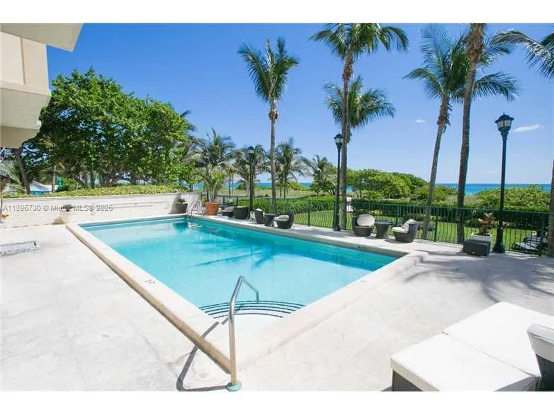 1 bedroom 1 bath for sale at 9195 Collins Ave # 812, Surfside FL 33154