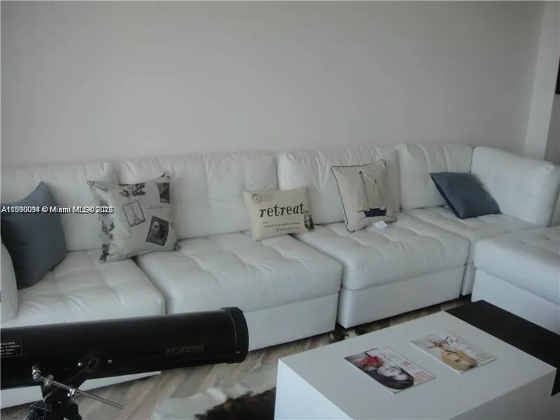 19380 Collins Ave # 1624, Sunny Isles Beach FL 33160