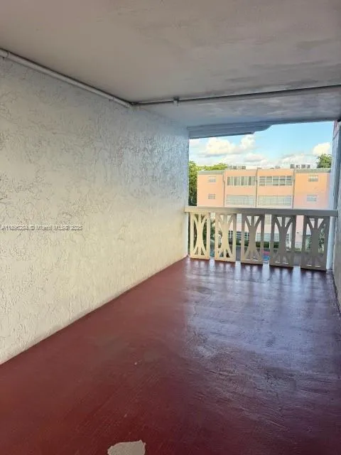 4140 NW 44th Ave # 413, Lauderdale Lakes FL 33319