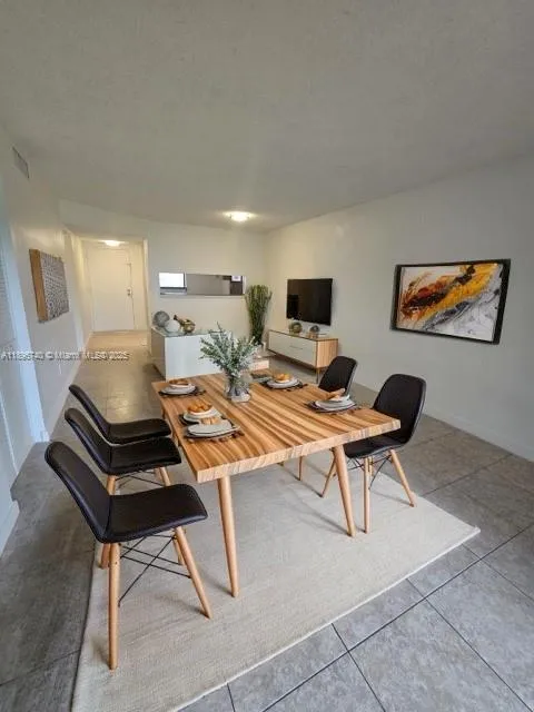 3396 Foxcroft Rd # 113, Miramar FL 33025