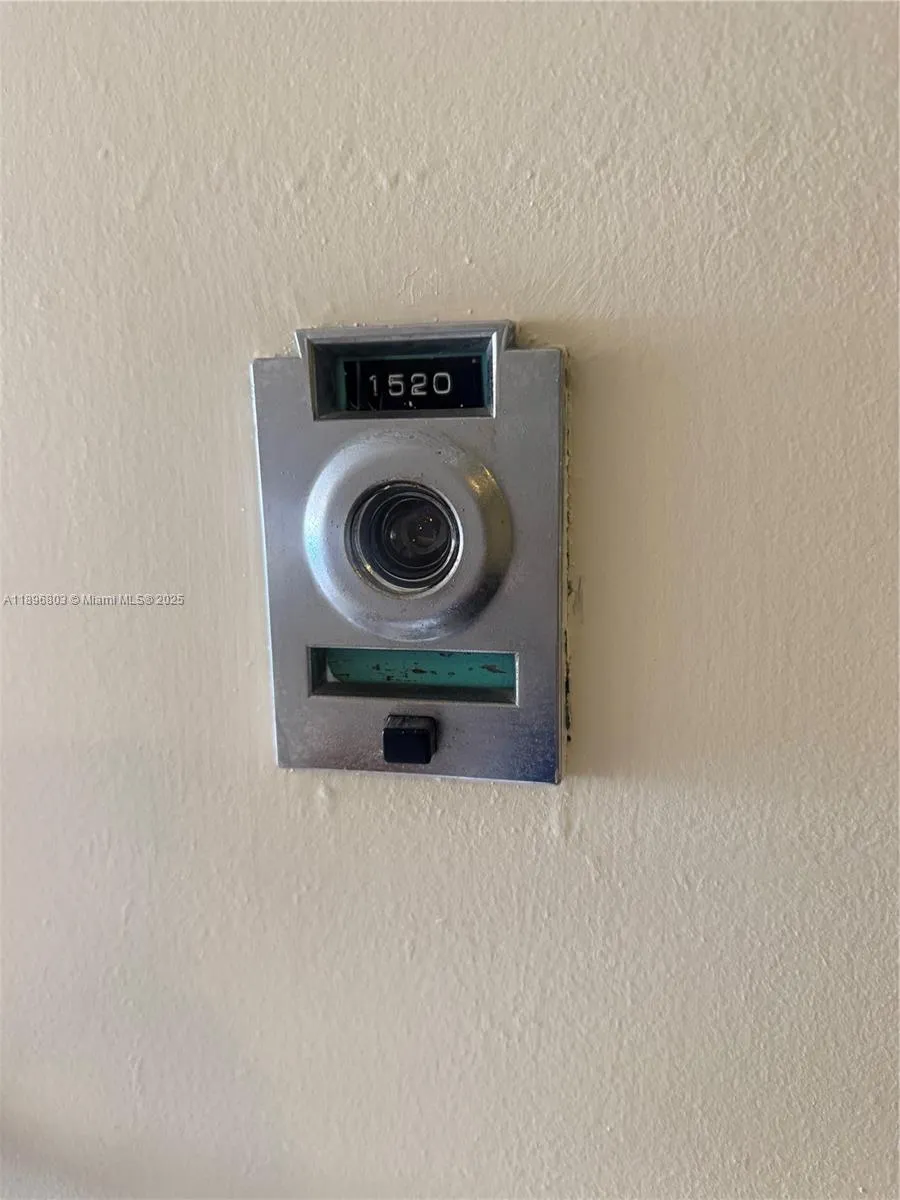 19370 Collins Ave # 1520, Sunny Isles Beach FL 33160