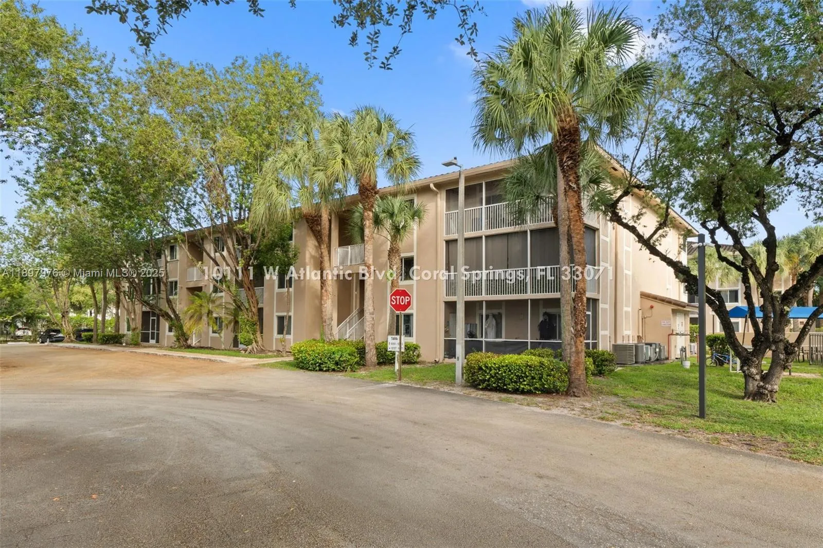 2 bedroom 2 bath for sale at 10111 W Atlantic Blvd # C3, Coral Springs FL 33071