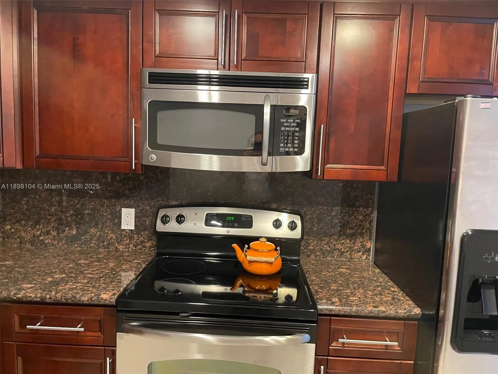 3800 S Ocean Dr # 301, Hollywood FL 33019