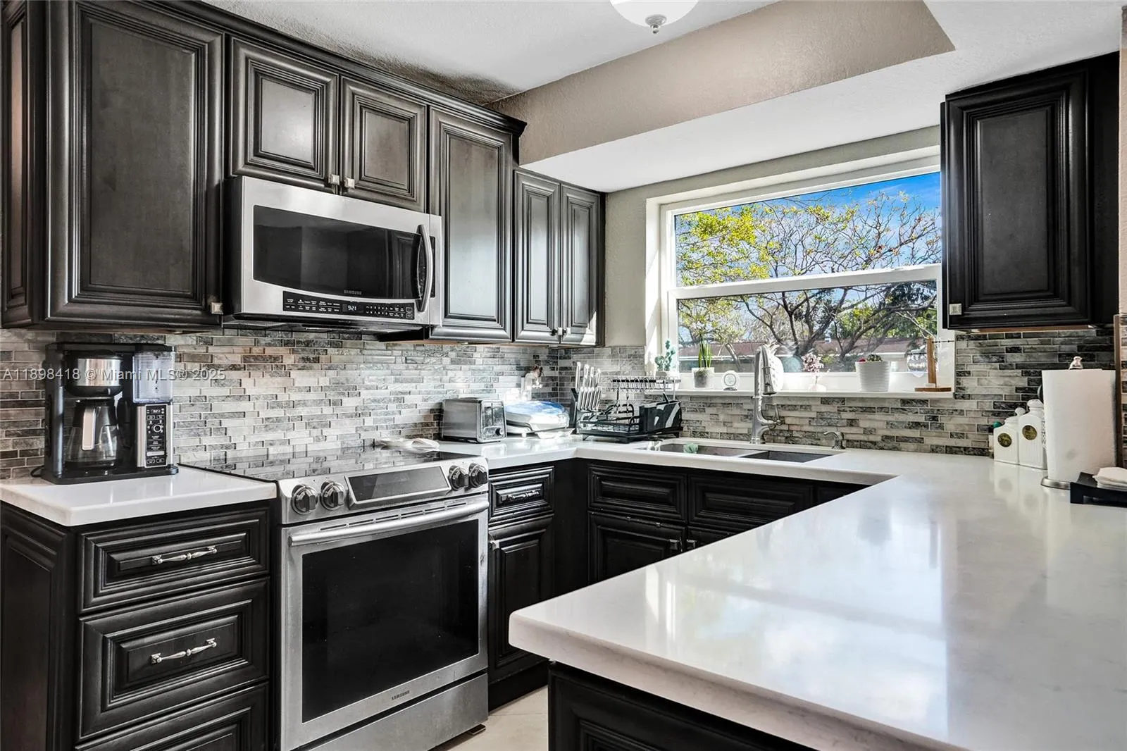 9440 SW 49th Pl, Cooper City FL 33328