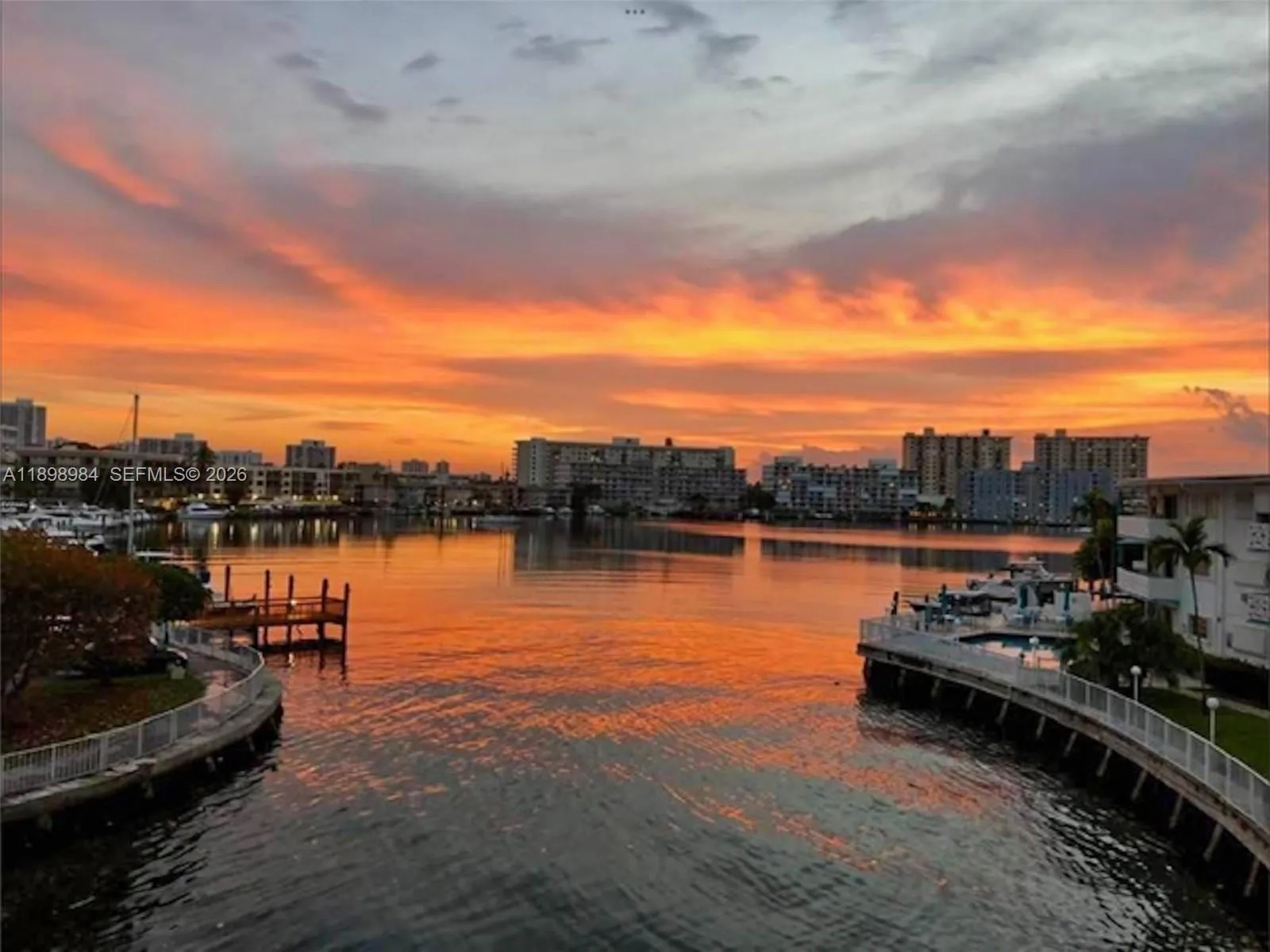 2500 Diana Dr # 305, Hallandale Beach FL 33009