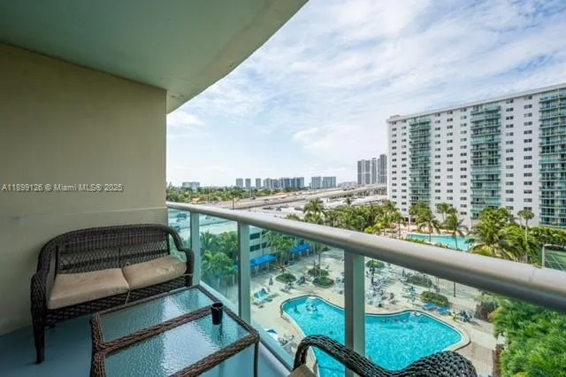19370 Collins Ave # 608, Sunny Isles Beach FL 33160
