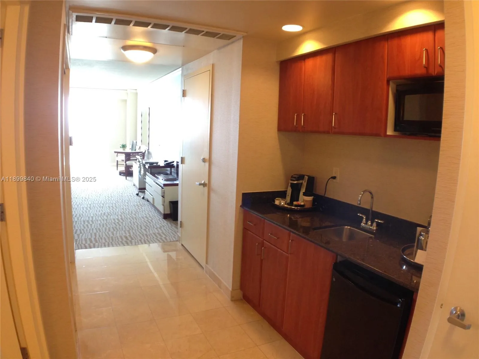 18001 Collins Ave # 1407, Sunny Isles Beach FL 33160
