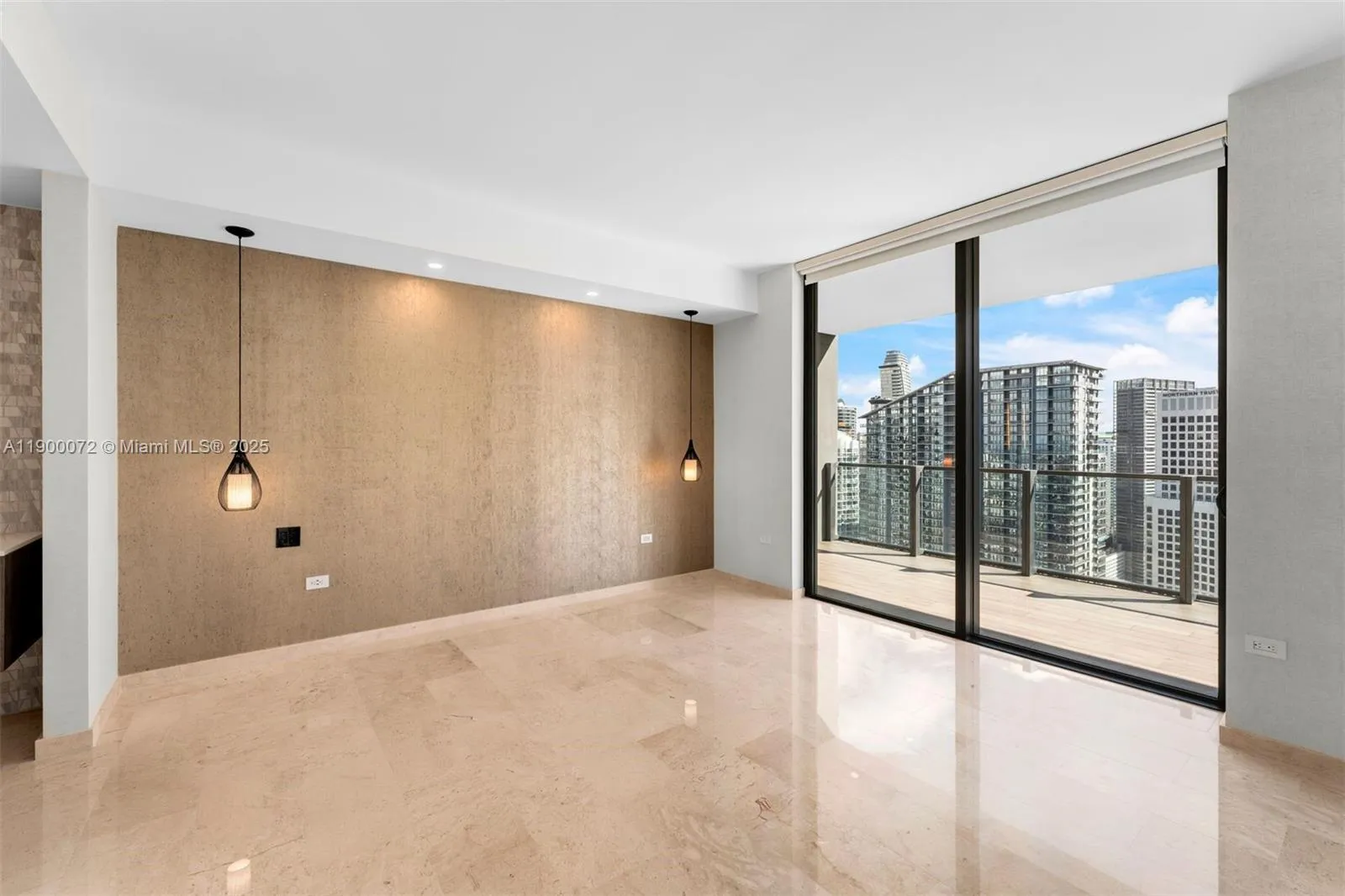 88 SW 7th St # 3907, Miami FL 33130