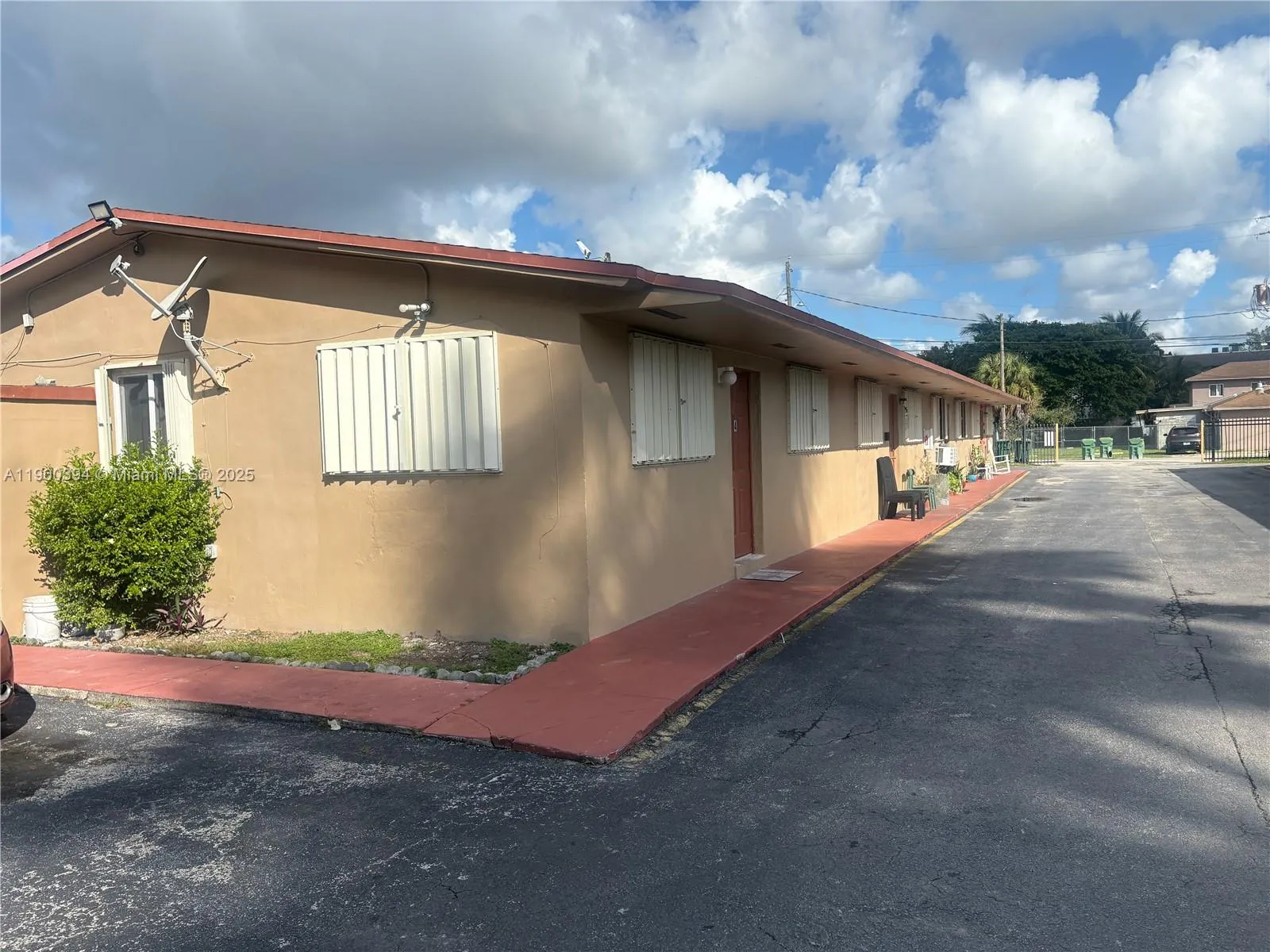 2920 NW 132nd Ter, Opa-Locka FL 33054