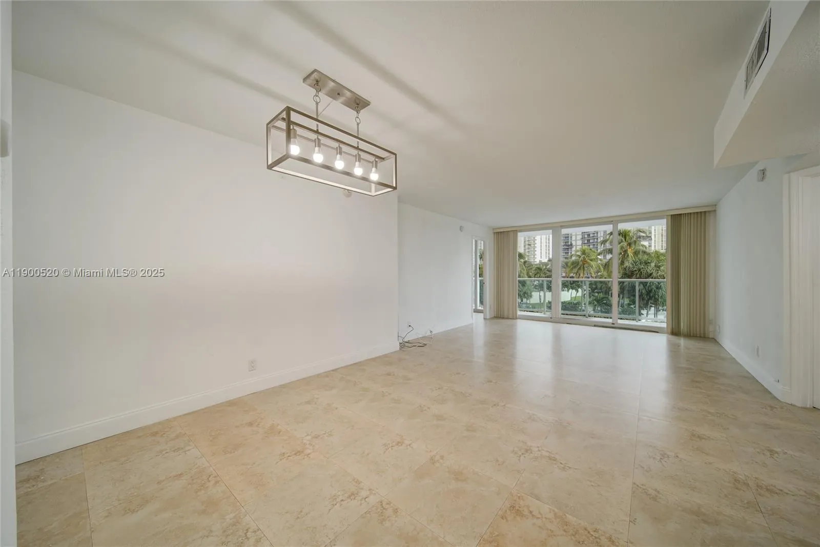 100 Bayview Dr # 214, Sunny Isles Beach FL 33160
