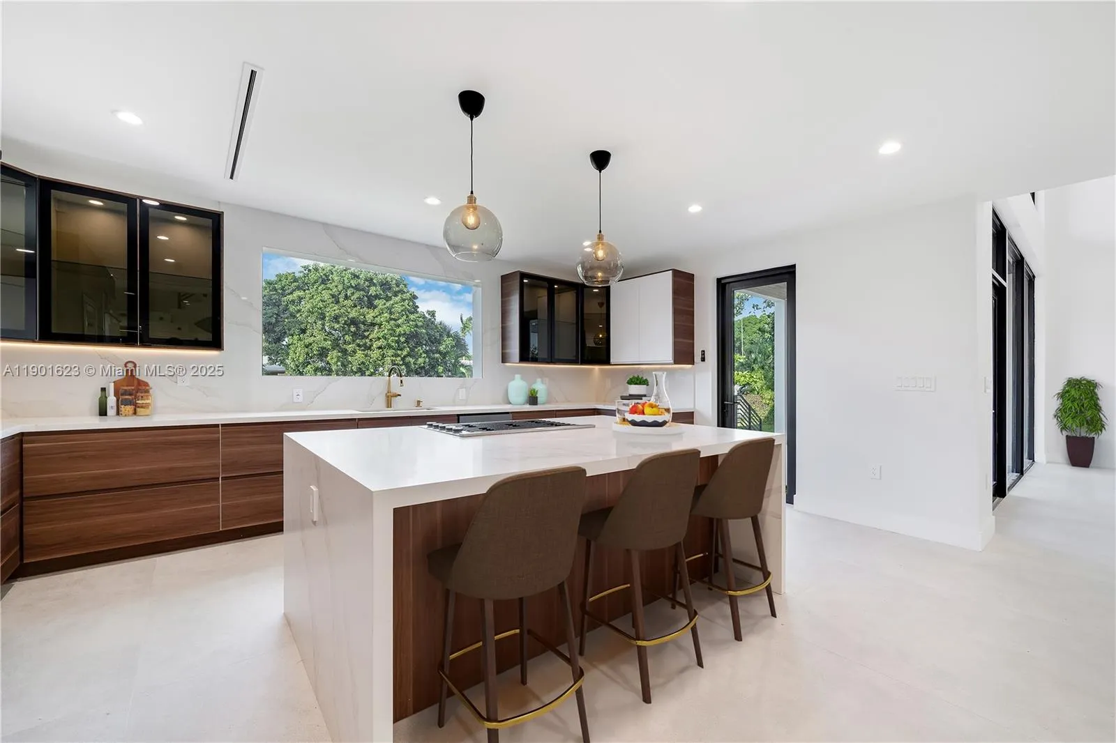 1505 SW 5th Pl, Fort Lauderdale FL 33312