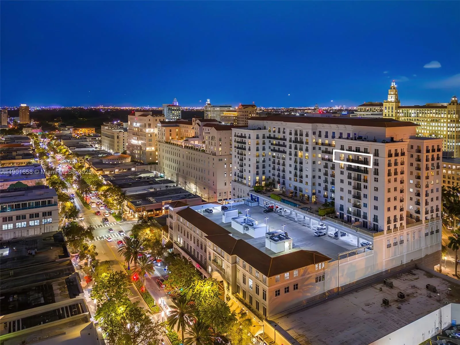 2 bedroom 2 bath for sale at 10 Aragon Ave # 1417, Coral Gables FL 33134