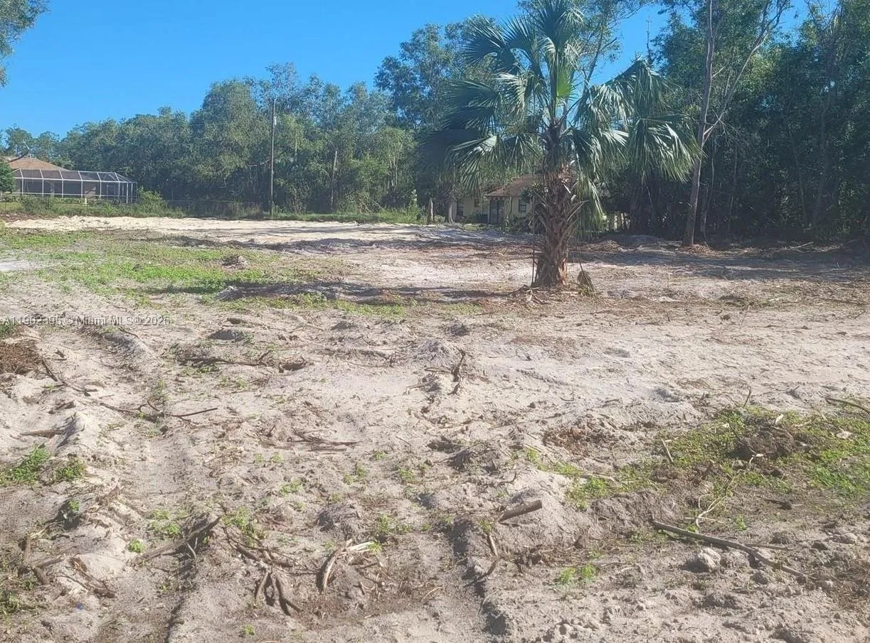 for sale at 202 MONROE AVE, Lehigh Acres FL 33936