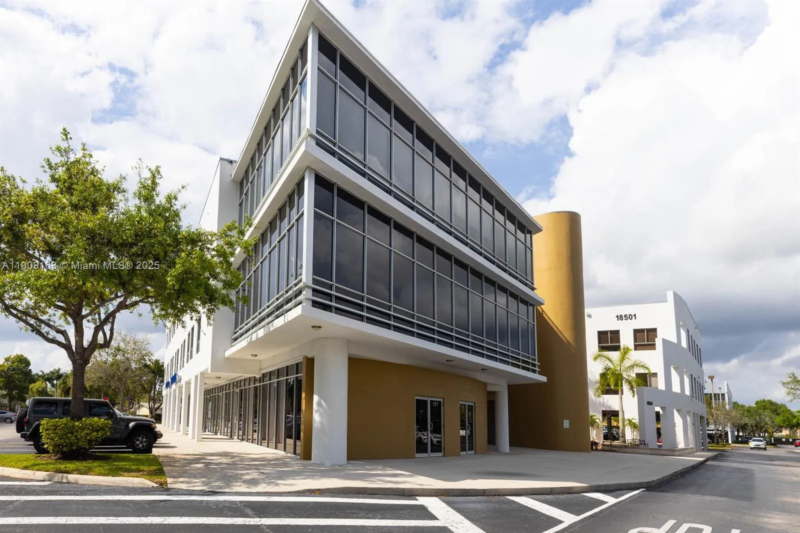 for sale at 18501 Pines Blvd # 300, Pembroke Pines FL 33029