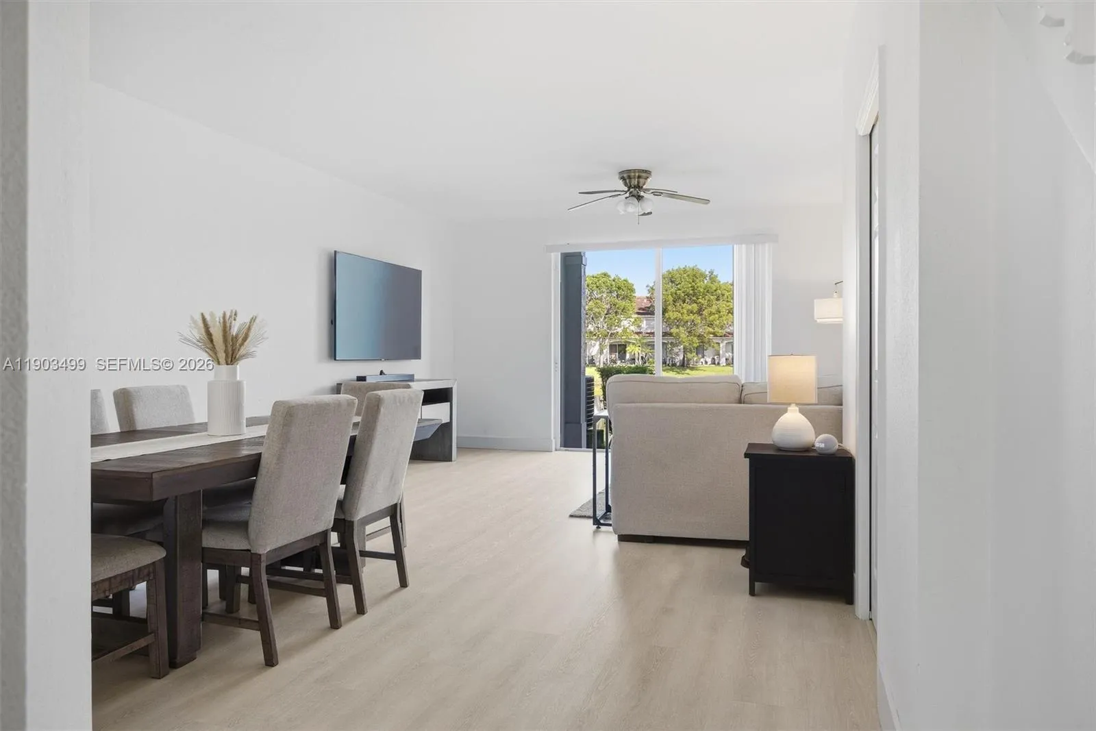 8231 SW 29th St, Miramar FL 33025