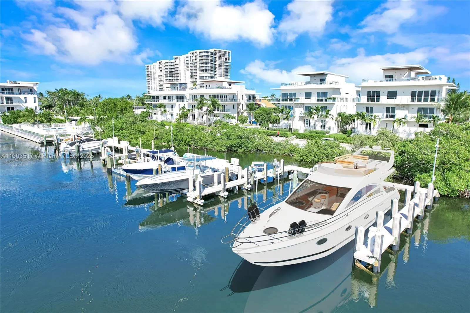 348 Desoto St, Hollywood FL 33019