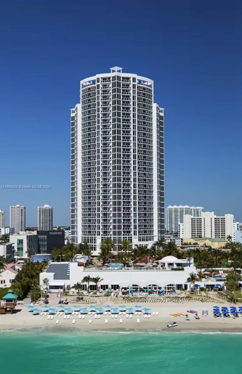 1 bath for sale at 18001 Collins Ave # 1608, Sunny Isles Beach FL 33160